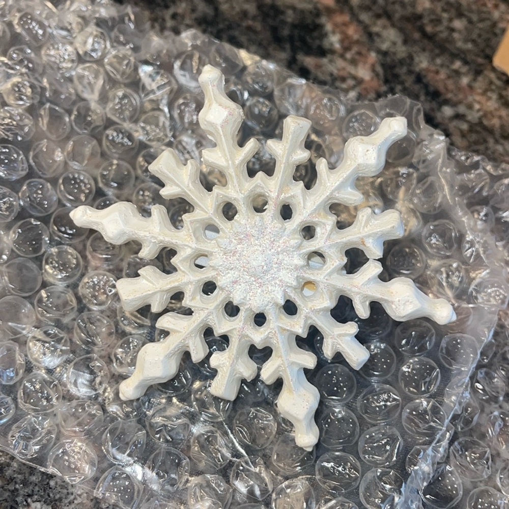 New snowflake Napkin rings, slight sparkle one dozen
